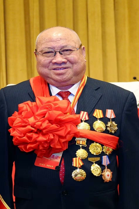 李金昌董事长.jpg