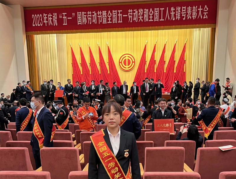 毛爱霞获奖图片4.jpg